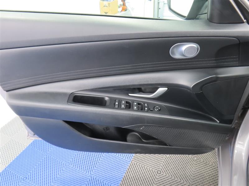 HYUNDAIELANTRA14