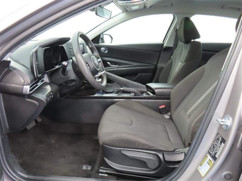 HYUNDAIELANTRA15