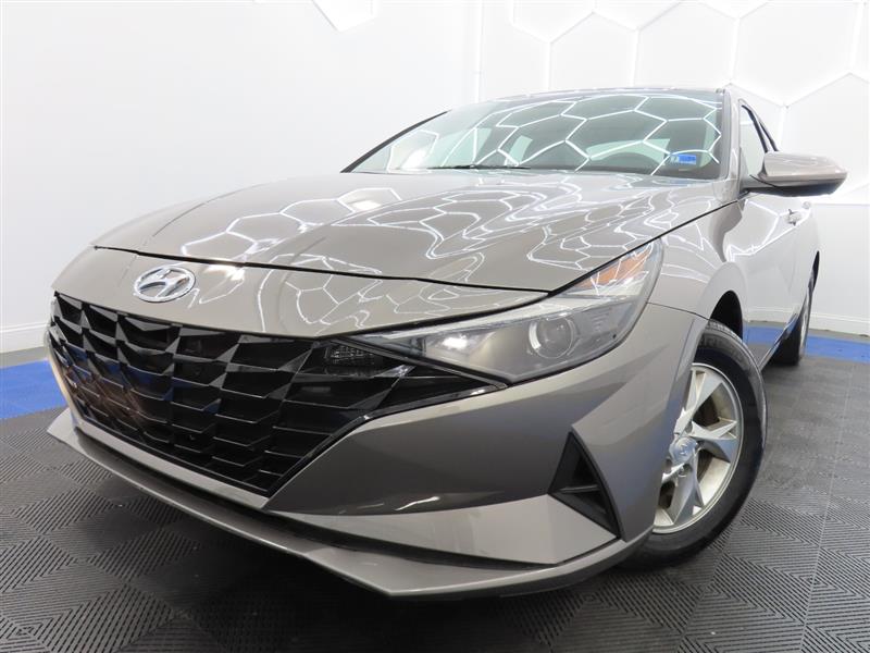2023 HYUNDAI ELANTRA SE