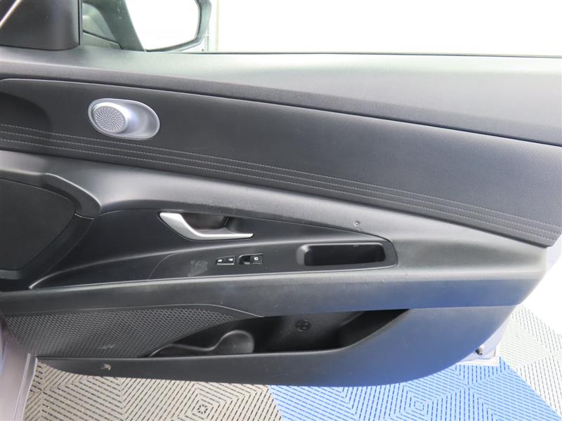 HYUNDAIELANTRA29