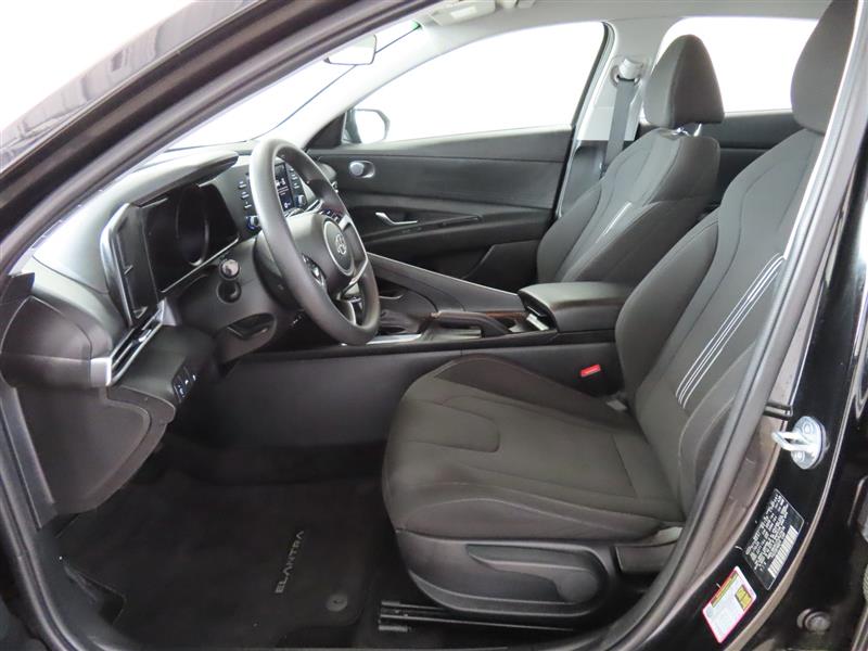 HYUNDAIELANTRA15