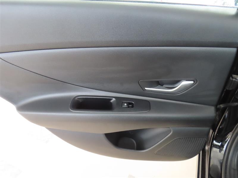 HYUNDAIELANTRA26