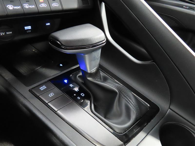 HYUNDAIELANTRA21
