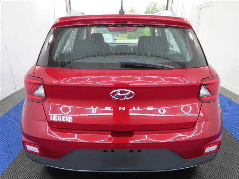 HYUNDAIVENUE11
