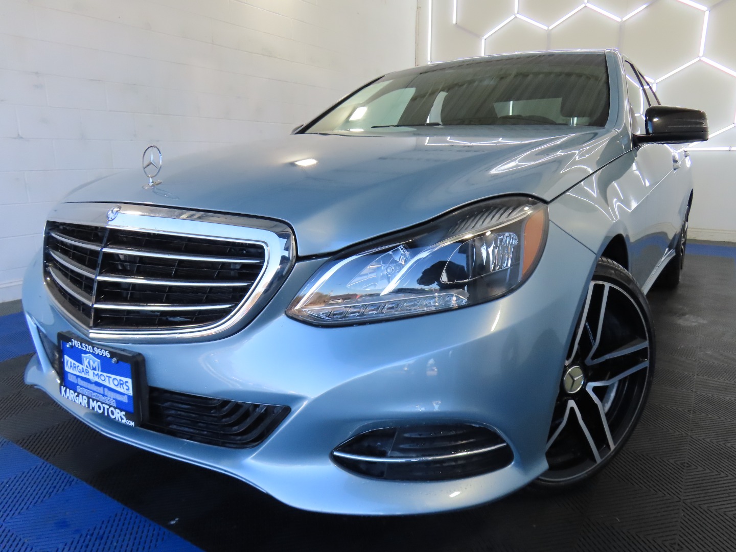 2016 Mercedes-Benz E-Class E350 Luxury 4MATIC's photo