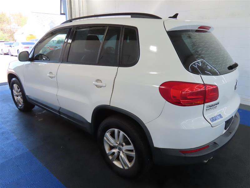 VOLKSWAGENTIGUAN10