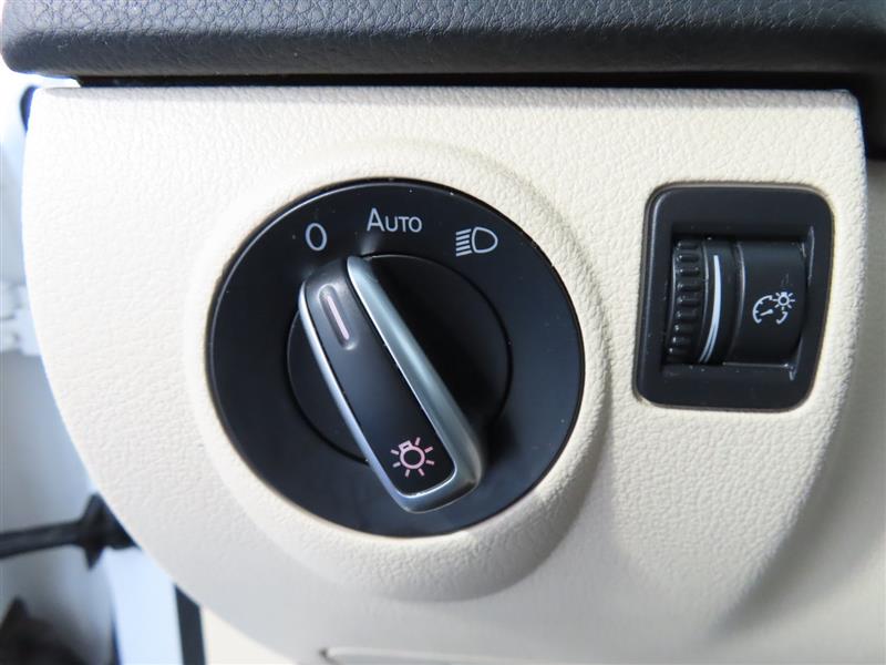 VOLKSWAGENTIGUAN18