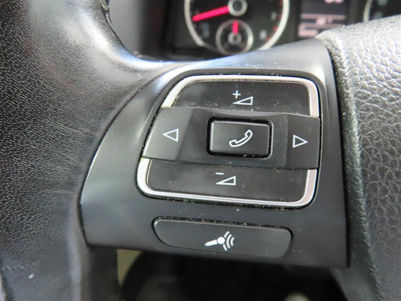 VOLKSWAGENTIGUAN23