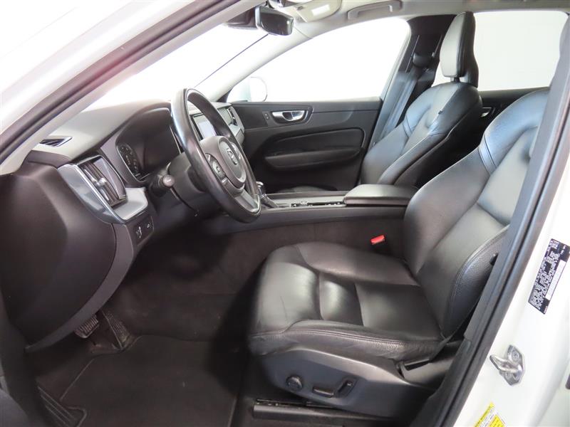 VOLVOXC6017