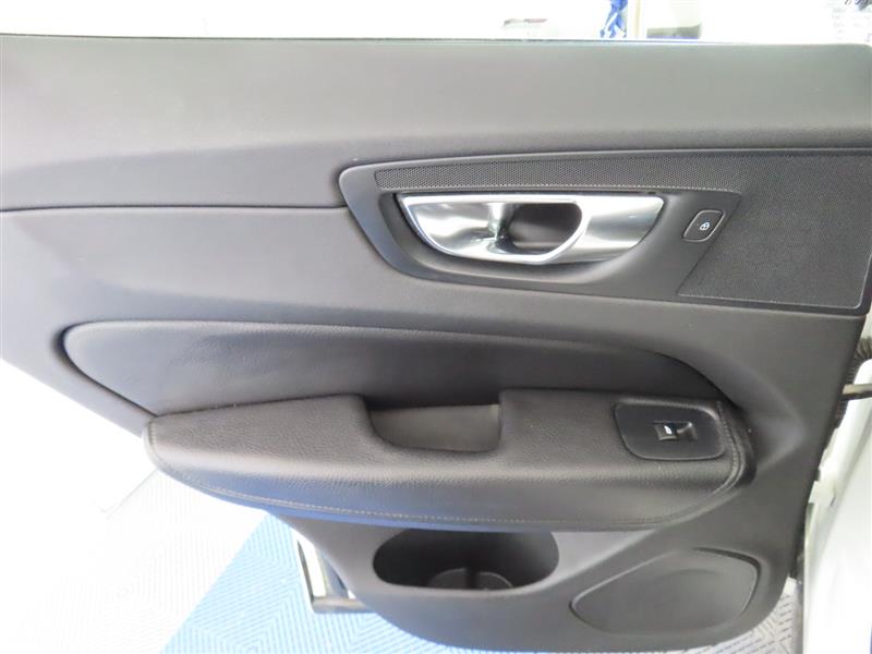 VOLVOXC6031