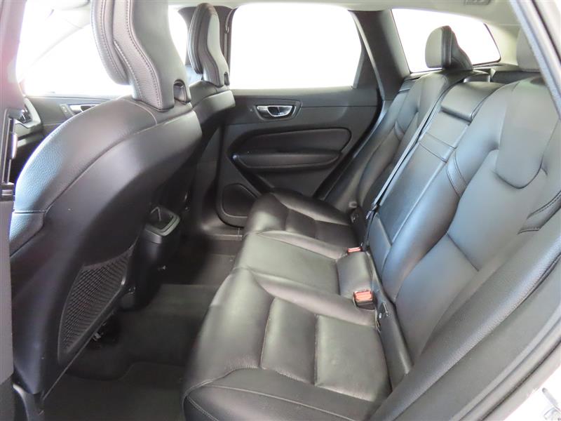 VOLVOXC6032