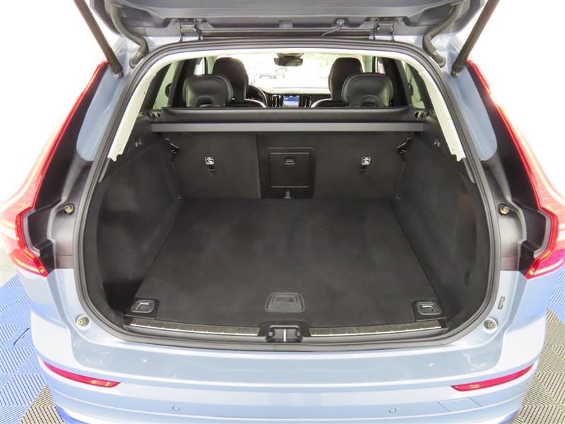 VOLVOXC6012