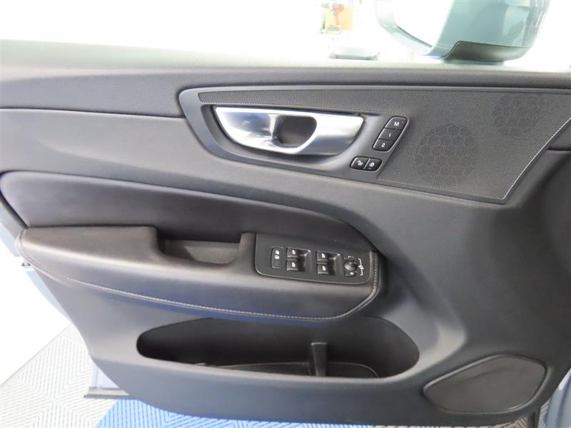VOLVOXC6016