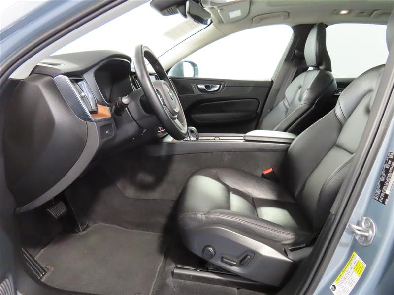 VOLVOXC6017