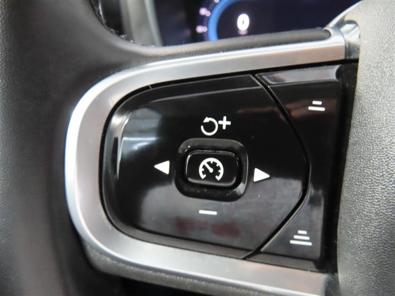 VOLVOXC6025