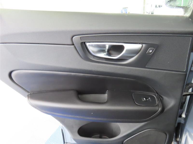 VOLVOXC6031