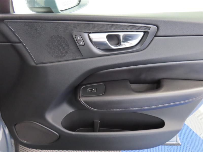 VOLVOXC6036