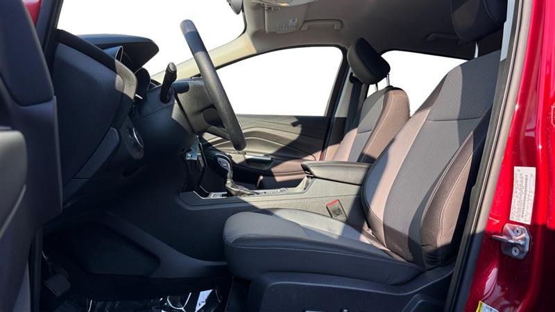 Vehicle photo 10