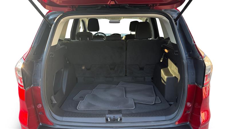 Vehicle photo 19