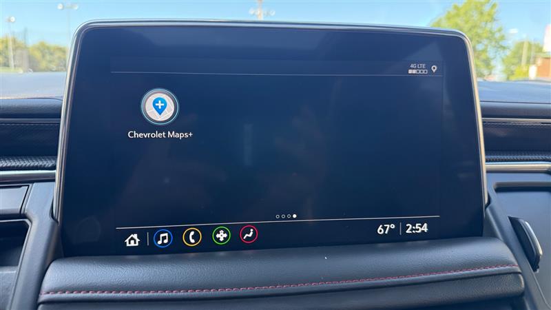 Vehicle photo 28