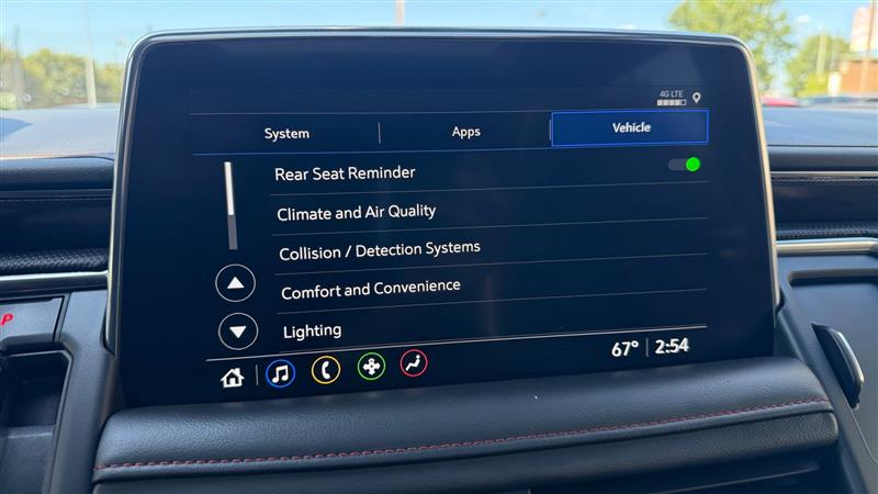 Vehicle photo 31
