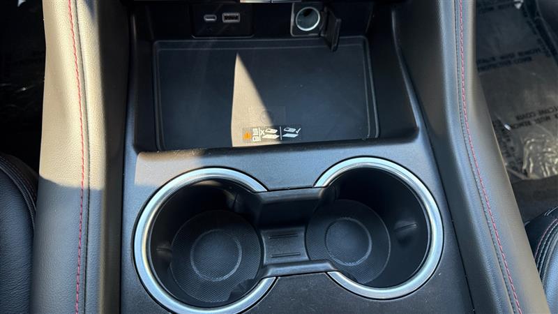 Vehicle photo 35