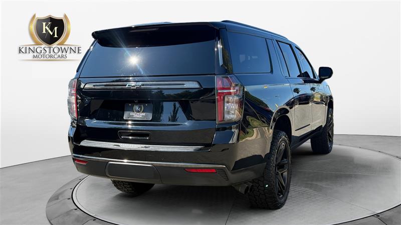 Vehicle photo 5
