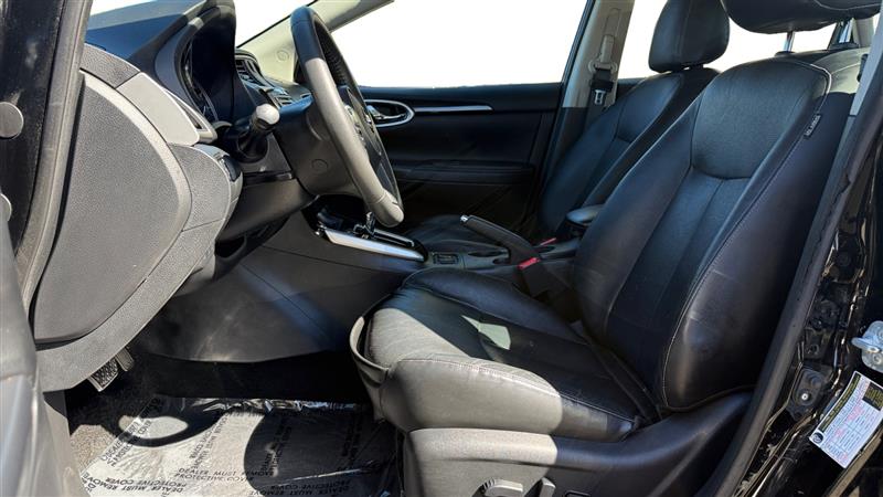 Vehicle photo 10