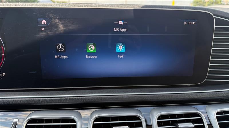 Vehicle photo 29