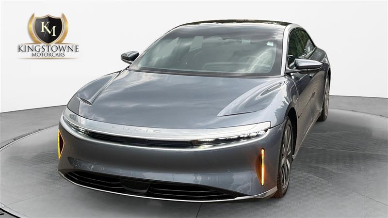 2024 Lucid Air Touring's photo