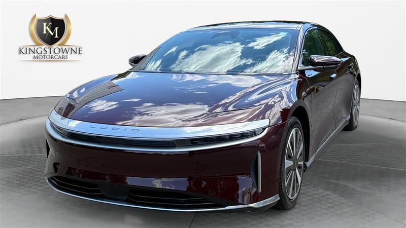 2024 Lucid Air Touring's photo