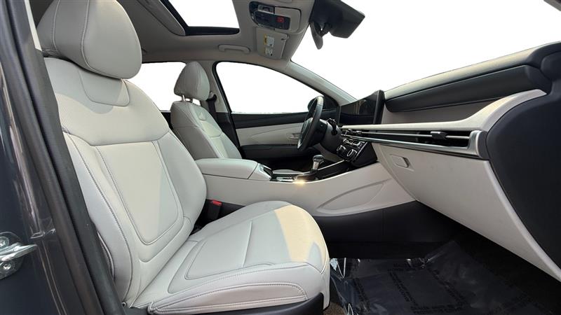 2025 Hyundai Tucson SEL Convenience - Photo 17