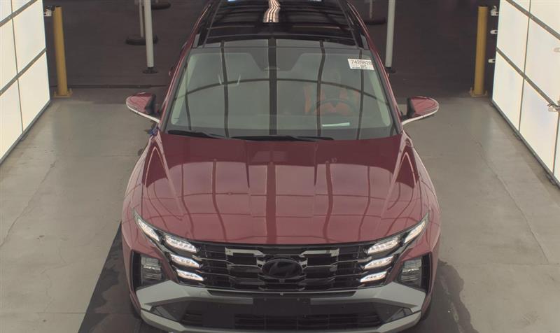 Vehicle photo 2