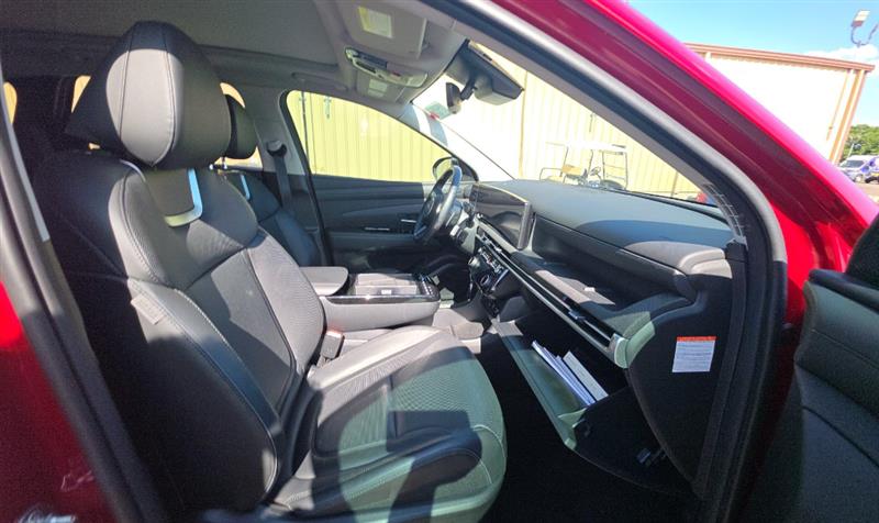Vehicle photo 5
