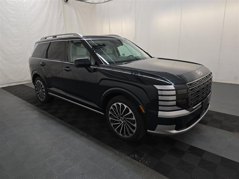Vehicle photo 3