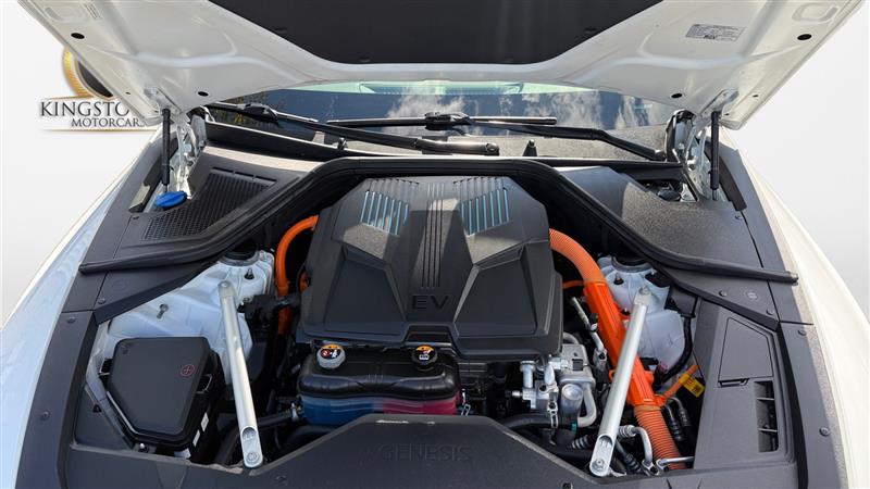 Vehicle photo 20