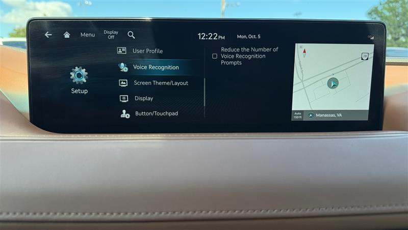 Vehicle photo 28