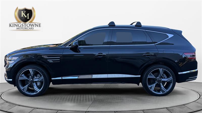 Vehicle photo 2