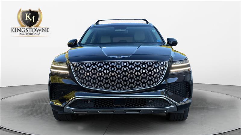 Vehicle photo 8