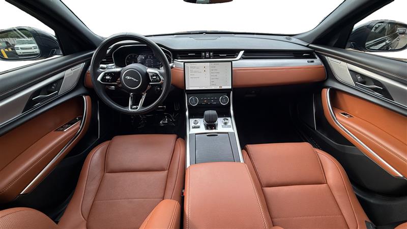 2022 Jaguar XF R-Dynamic SE - Photo 12