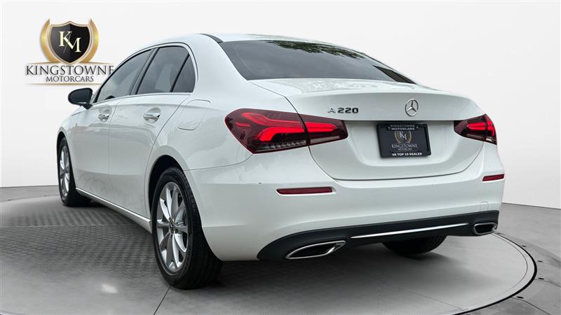 2022 Mercedes-Benz A-Class A220 - Photo 3