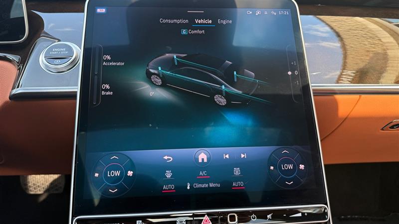 Vehicle photo 35