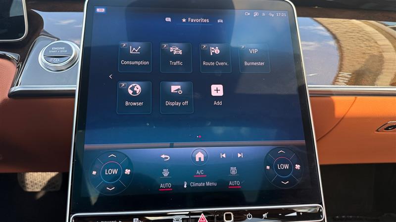 Vehicle photo 38
