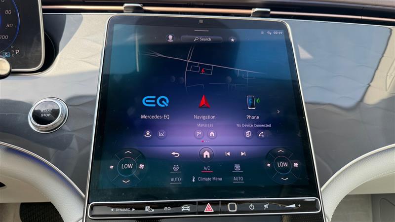 Vehicle photo 21