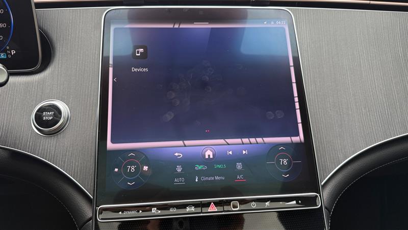 Vehicle photo 23