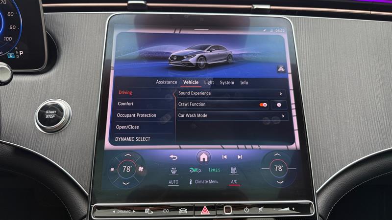 Vehicle photo 29