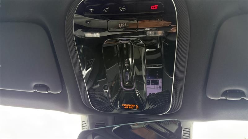 Vehicle photo 44