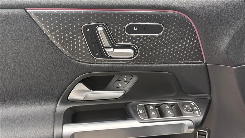 2024 Mercedes-Benz EQB Base - Photo 13