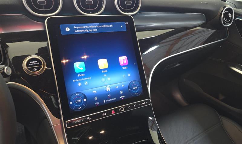 Vehicle photo 11