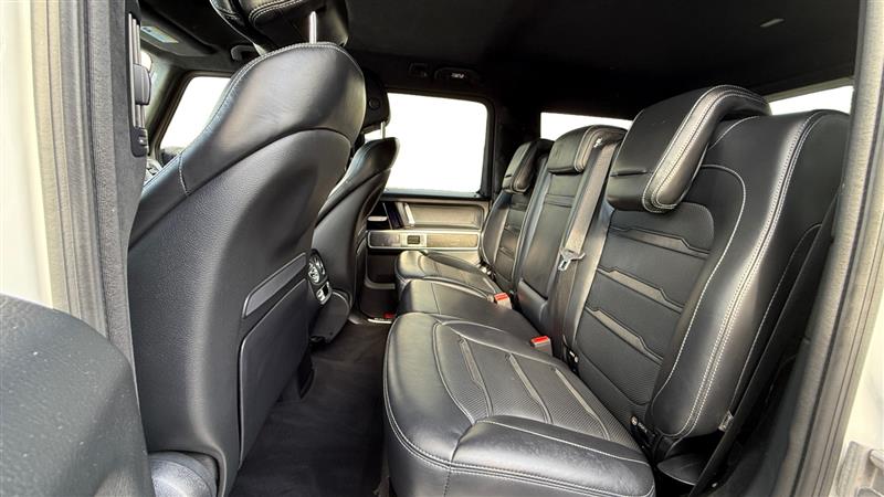Vehicle photo 16